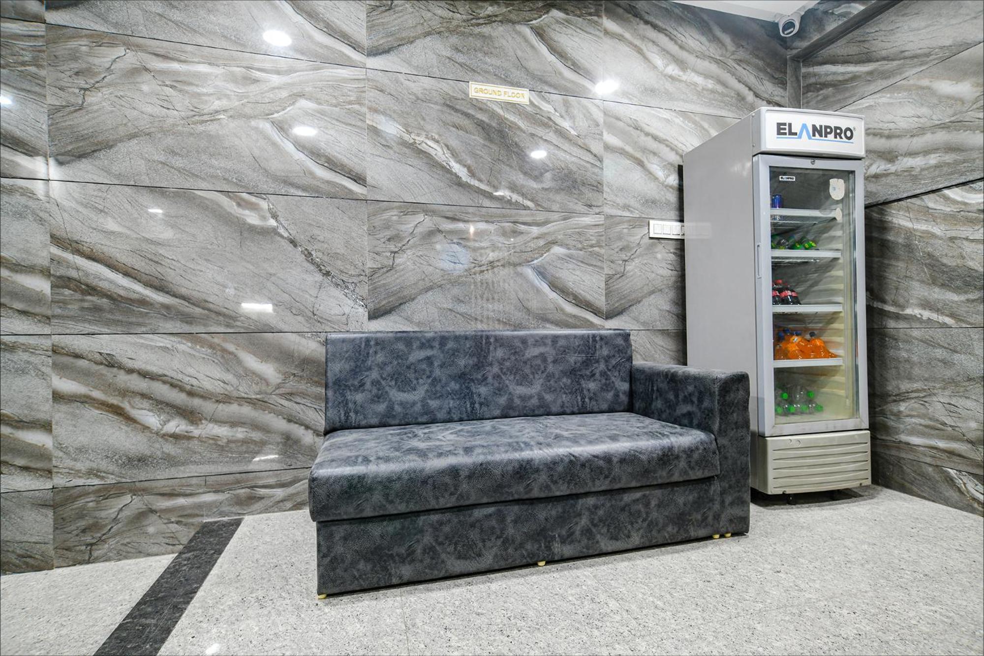 Fabhotel Classic Inn 印多尔 外观 照片